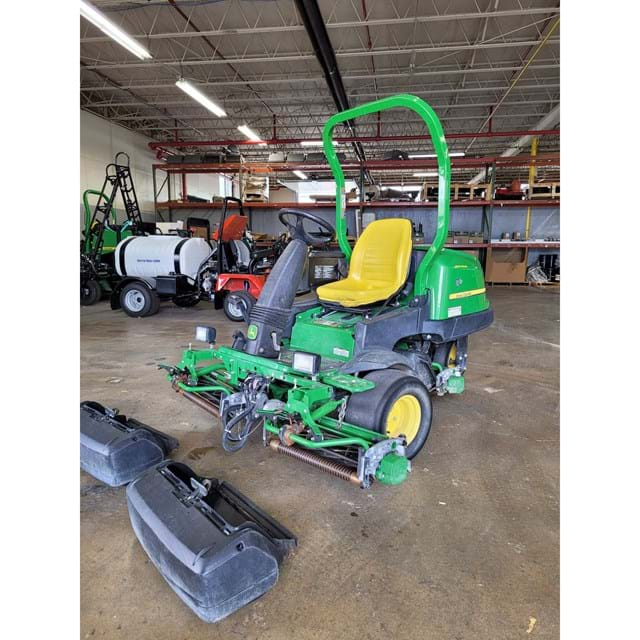 John Deere 770 2WD - 8BLD